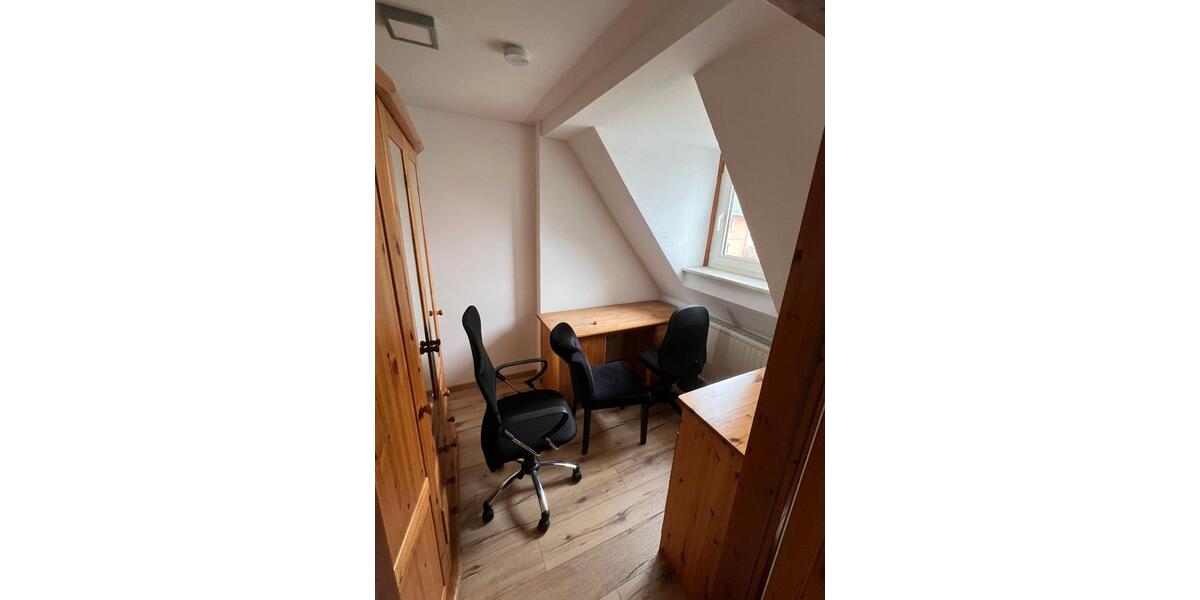 Maisonettenwohnung Oberkotzau - 7 Zimmer, 127 m&sup2;, 890&euro; | Angebot:26546252