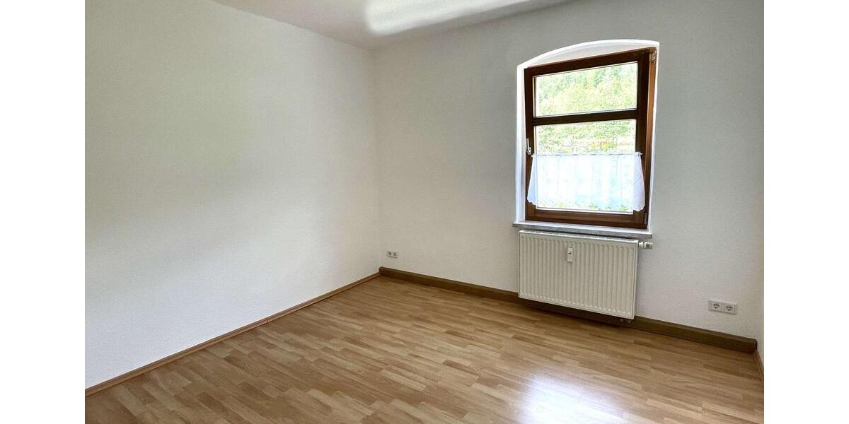 Etagenwohnung Klingenthal Zwota - 3 Zimmer, 71 m&sup2;, 280&euro; | Angebot:25392797