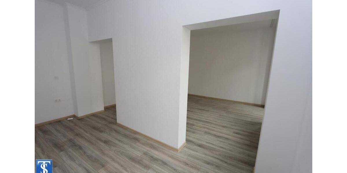 Etagenwohnung Plauen - 3 Zimmer, 120 m&sup2;, 600&euro; | Angebot:24183247