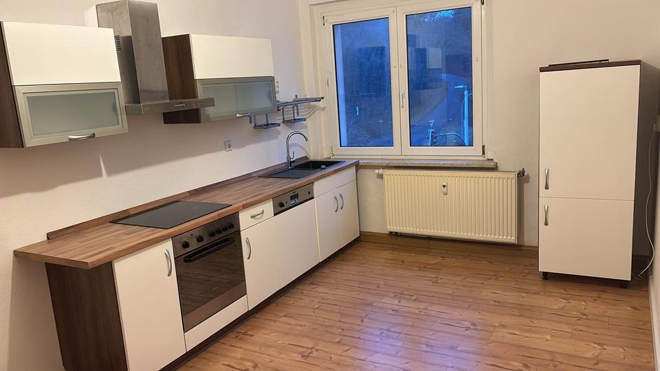 Dachgeschoßwohnung Plauen Bahnhofsvorstadt - 2 Zimmer, 62 m&sup2;, 274&euro; | Angebot:23174561
