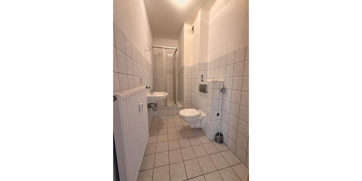 Etagenwohnung Plauen Altstadt - 3 Zimmer, 67 m&sup2;, 370&euro; | Angebot:25778200