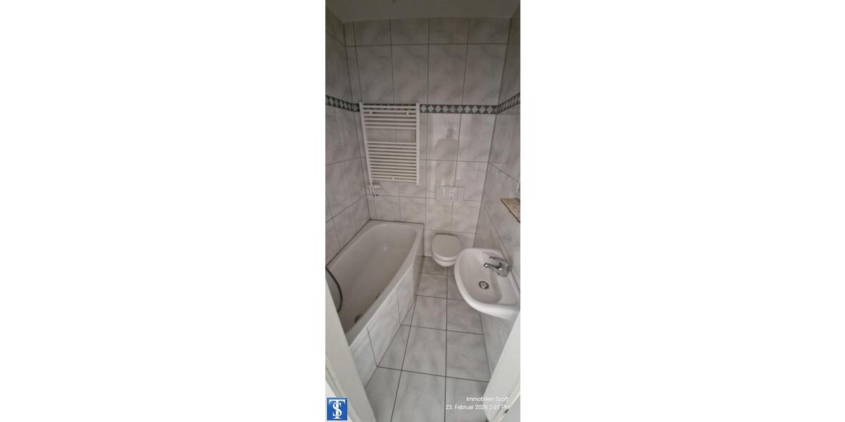 Etagenwohnung Plauen - 3 Zimmer, 70 m&sup2;, 340&euro; | Angebot:25349234