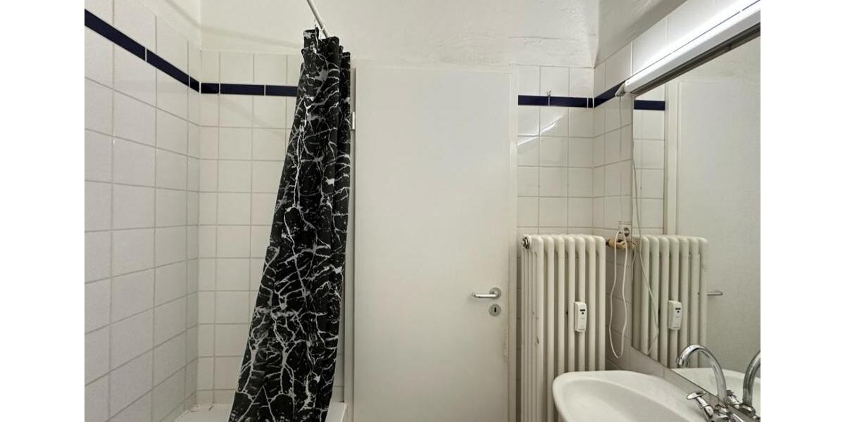 Erdgeschoßwohnung Plauen Bahnhofsvorstadt - 3 Zimmer, 97 m&sup2;, 400&euro; | Angebot:21936523