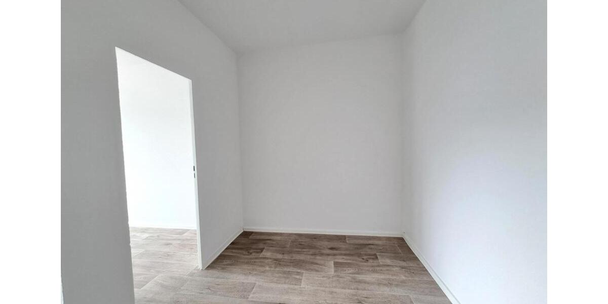 Etagenwohnung Plauen Alt Chrieschwitz - 3 Zimmer, 57 m&sup2;, 304&euro; | Angebot:21623163