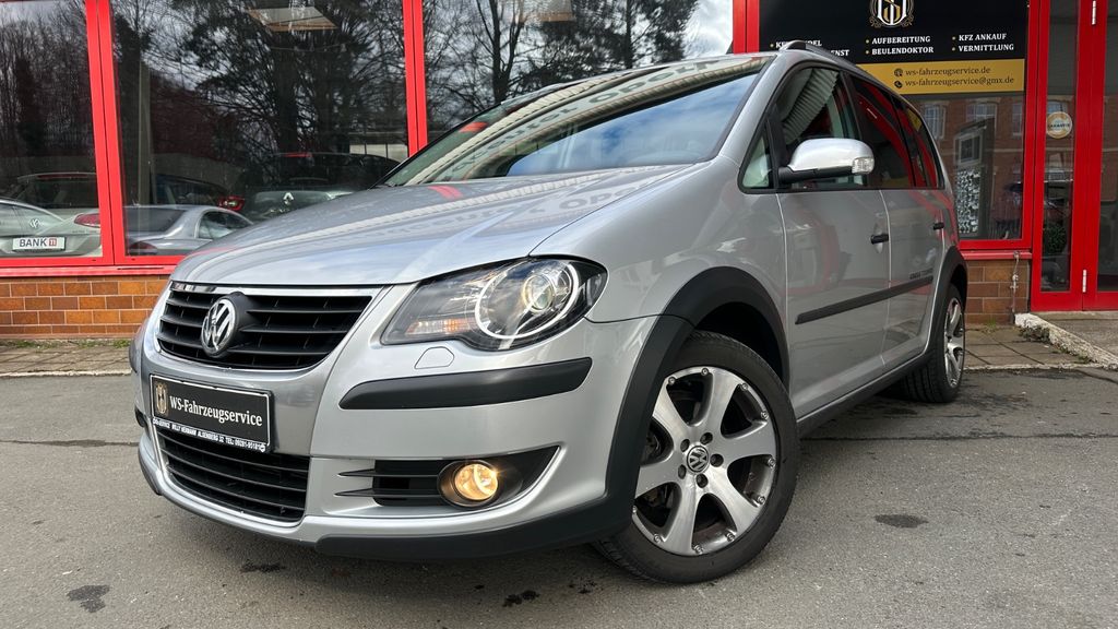 VW Touran 105.594 km 4.950 &euro; Oberkotzau 95145