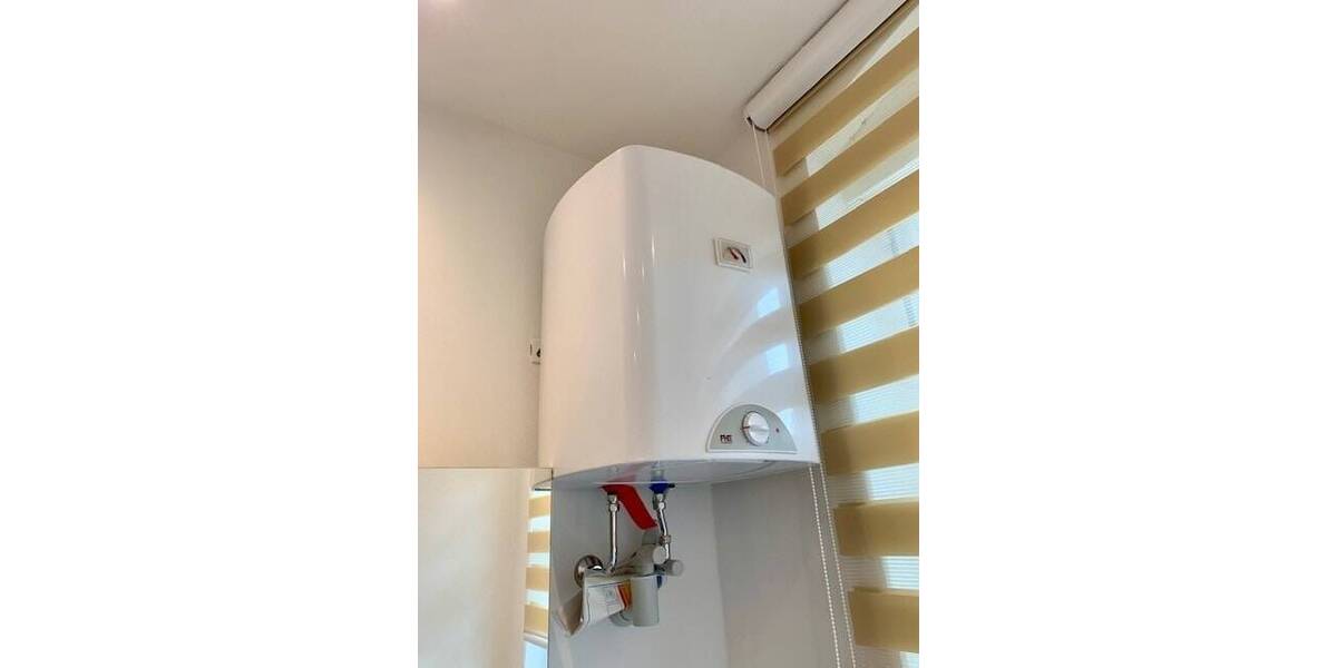 Reihenmittelhaus Netzschkau - 8 Zimmer, 176 m&sup2;, 70.000&euro; | Angebot:25741454