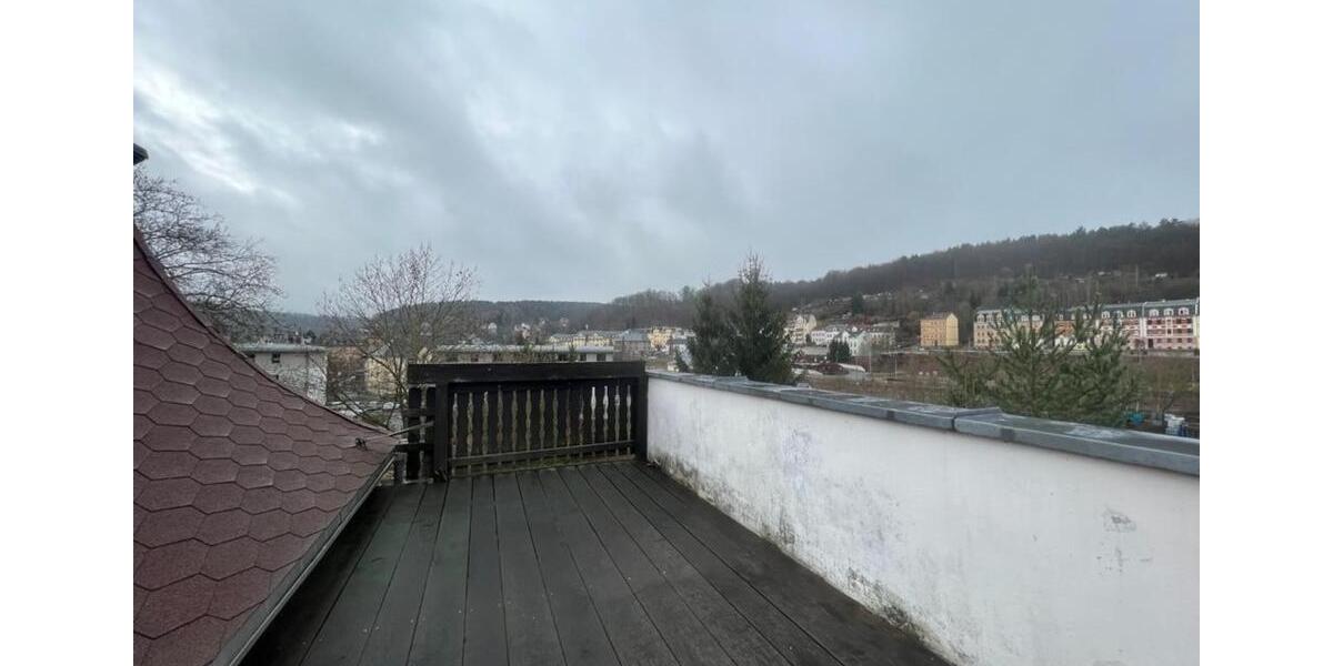 Dachgeschoßwohnung Greiz - 3 Zimmer, 78 m&sup2;, 468&euro; | Angebot:25543324