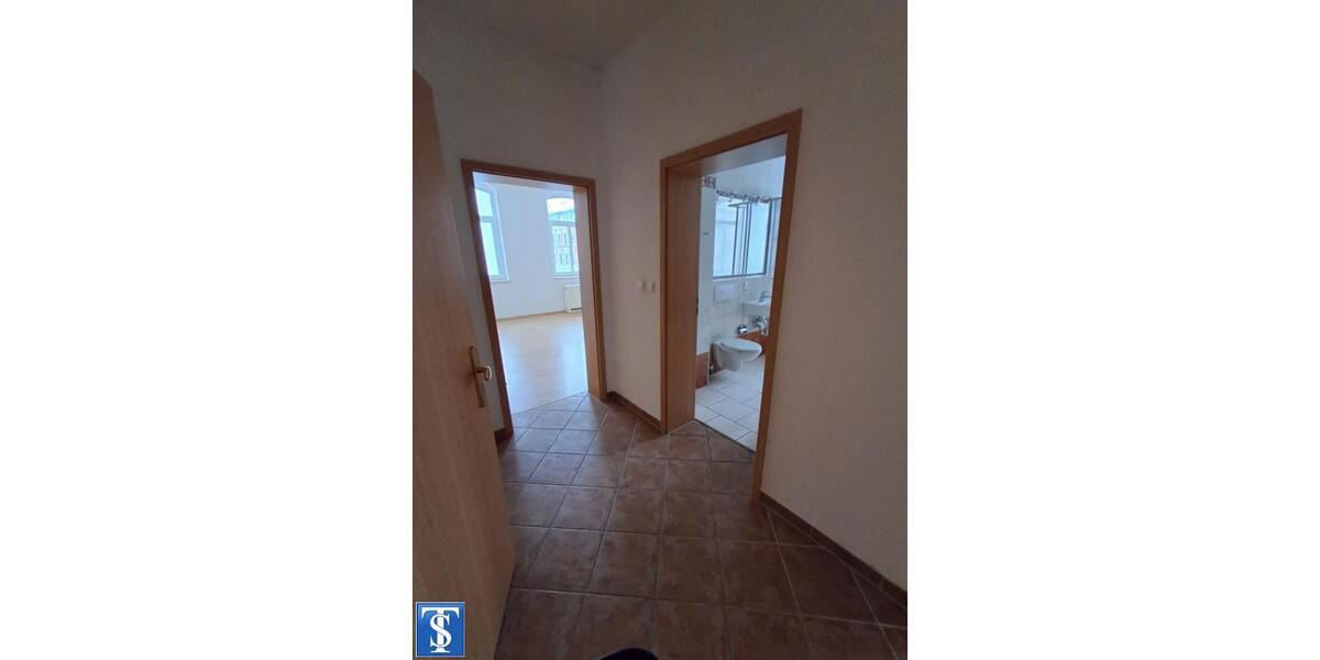 Etagenwohnung Plauen Altstadt - 4 Zimmer, 95 m&sup2;, 525&euro; | Angebot:25792778