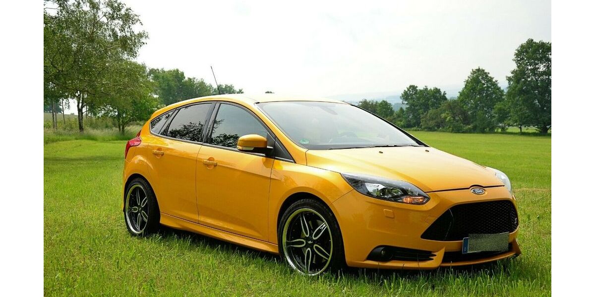 Ford Focus 144.600 km 14.900 &euro; Greiz 07973