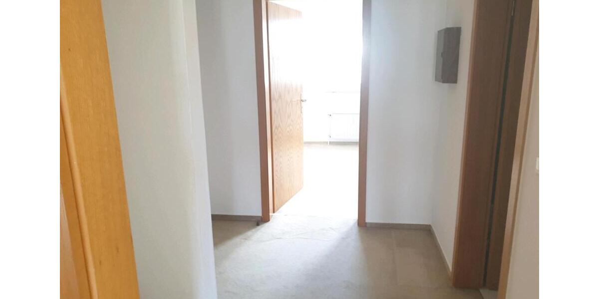 Etagenwohnung Plauen Bahnhofsvorstadt - 2 Zimmer, 65 m&sup2;, 295&euro; | Angebot:25402573