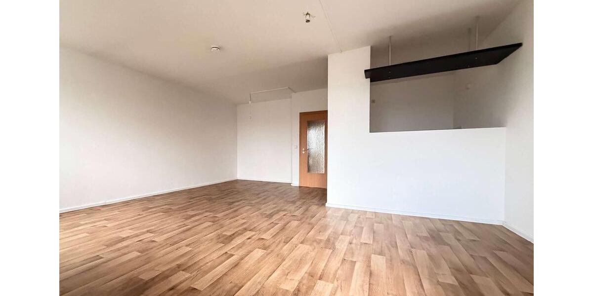 Etagenwohnung Plauen Alt Chrieschwitz - 3 Zimmer, 56 m&sup2;, 282&euro; | Angebot:25362068