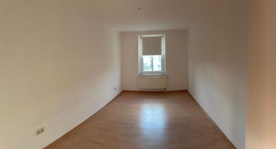 Dachgeschoßwohnung Plauen Bahnhofsvorstadt - 3 Zimmer, 77 m&sup2;, 359&euro; | Angebot:24380244