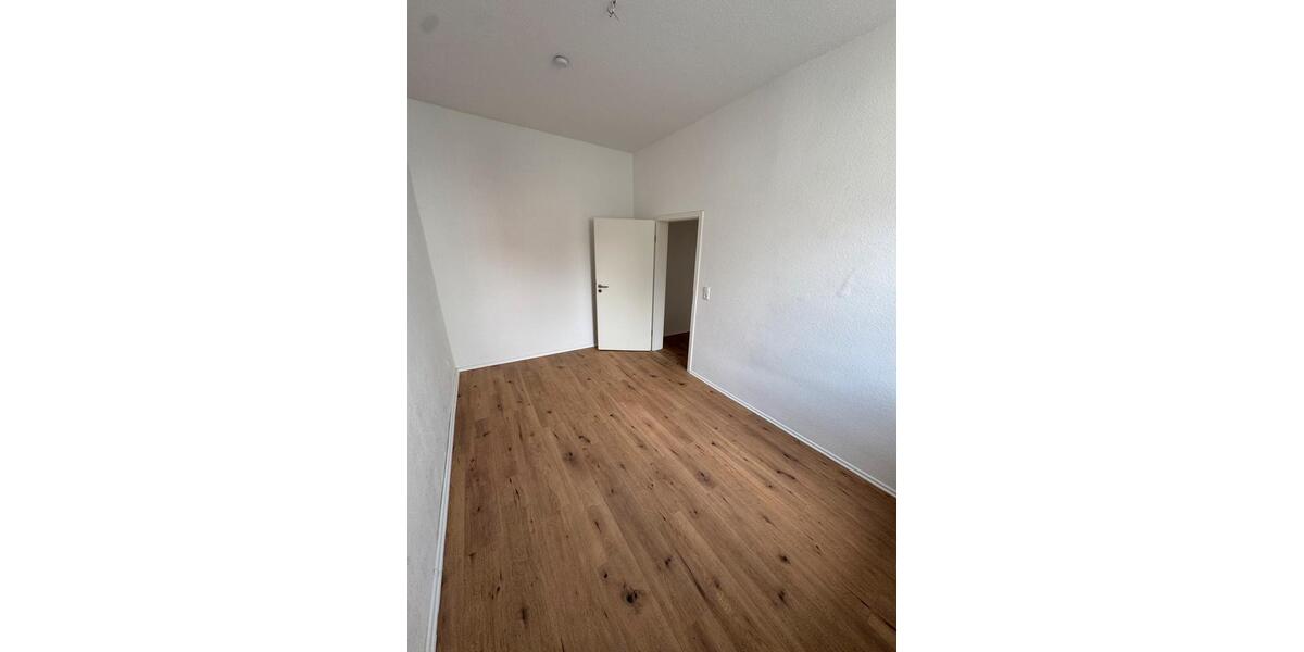 Erdgeschoßwohnung Hof Altstadt - 3 Zimmer, 63 m&sup2;, 700&euro; | Angebot:25936502