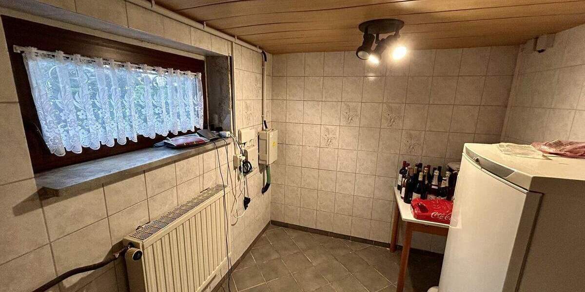 Einfamilienhaus Rodewisch - 1 Zimmer, 220 m&sup2;, 249.000&euro; | Angebot:25662114