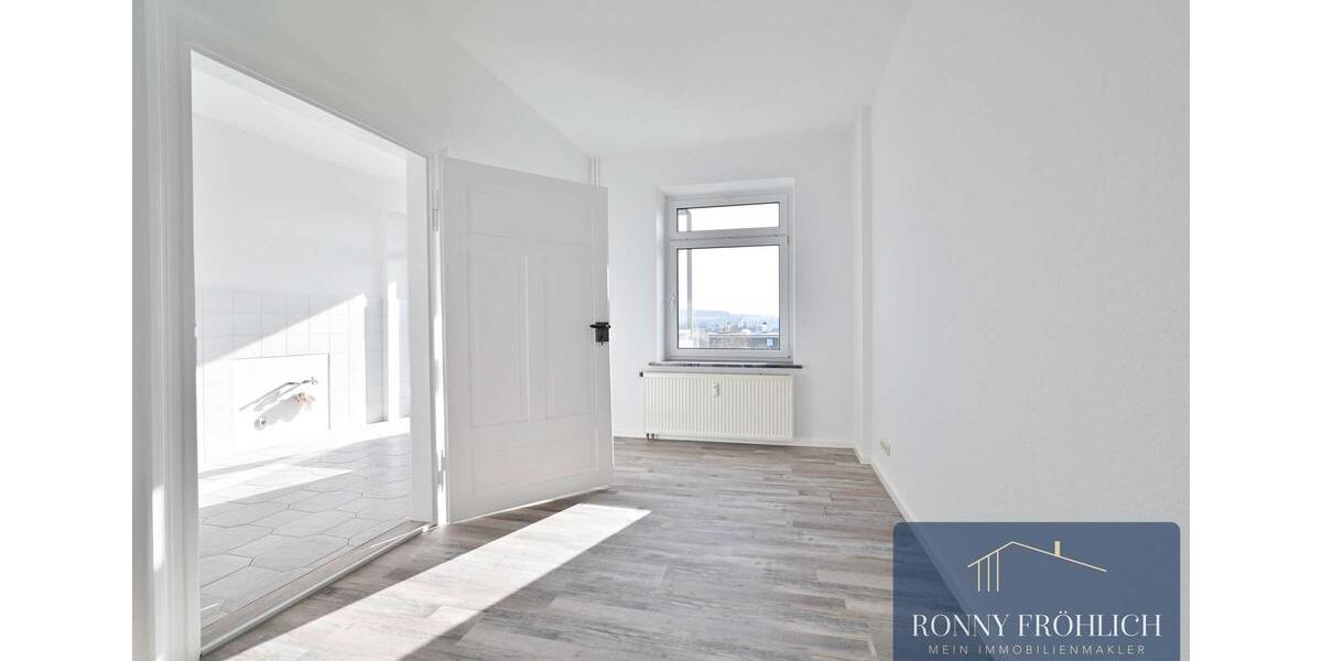 Etagenwohnung Reichenbach im Vogtland - 3 Zimmer, 64 m&sup2;, 450&euro; | Angebot:25271882