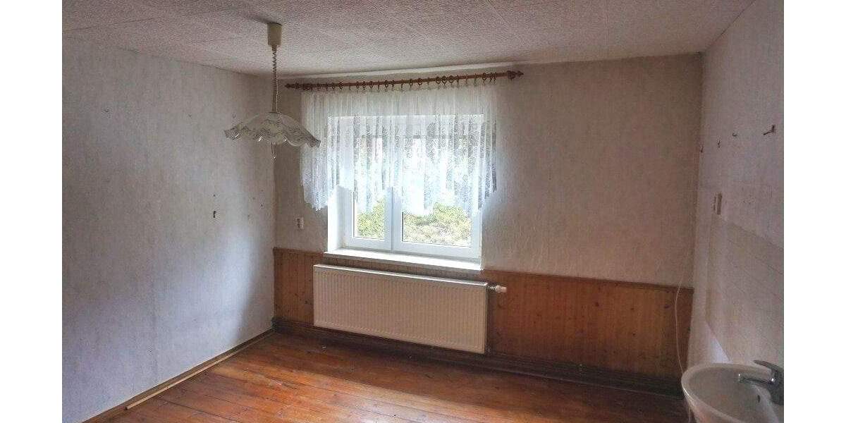 Einfamilienhaus Markneukirchen Landwüst - 6 Zimmer, 115 m&sup2;, 85.000&euro; | Angebot:25686130