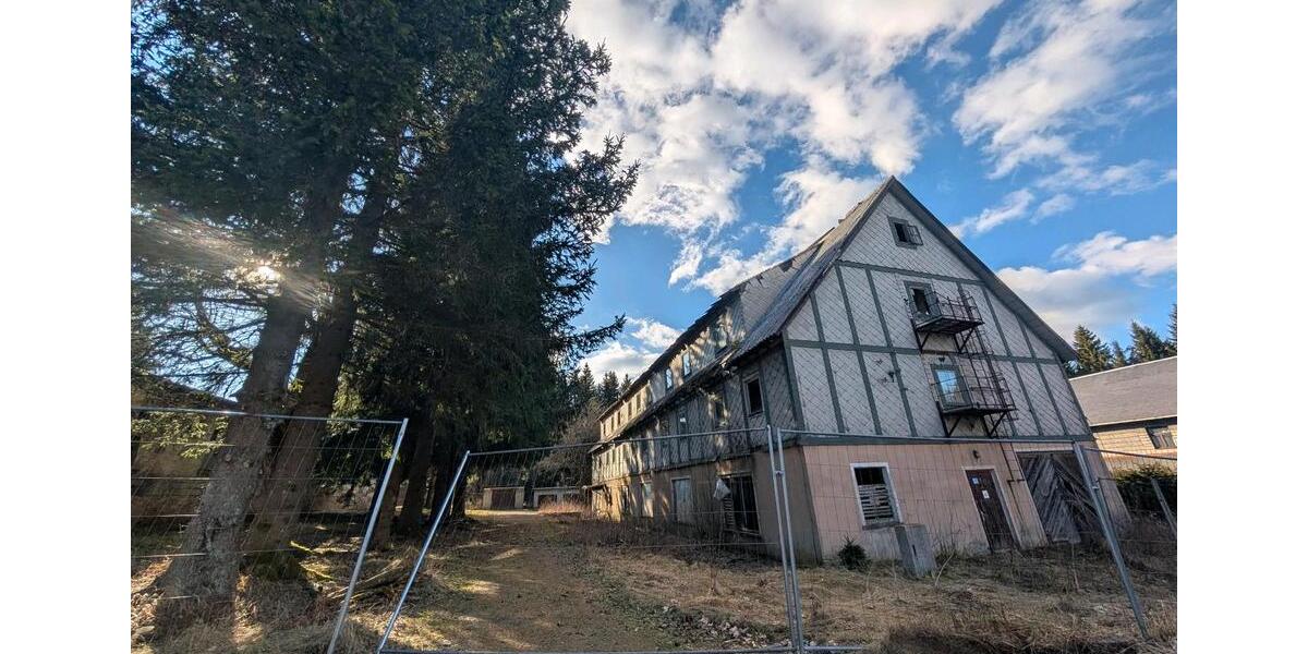 Mehrfamilienhaus, Wohnhaus Muldenhammer - 30 Zimmer, 2.400 m&sup2;, 80.000&euro; | Angebot:25879602