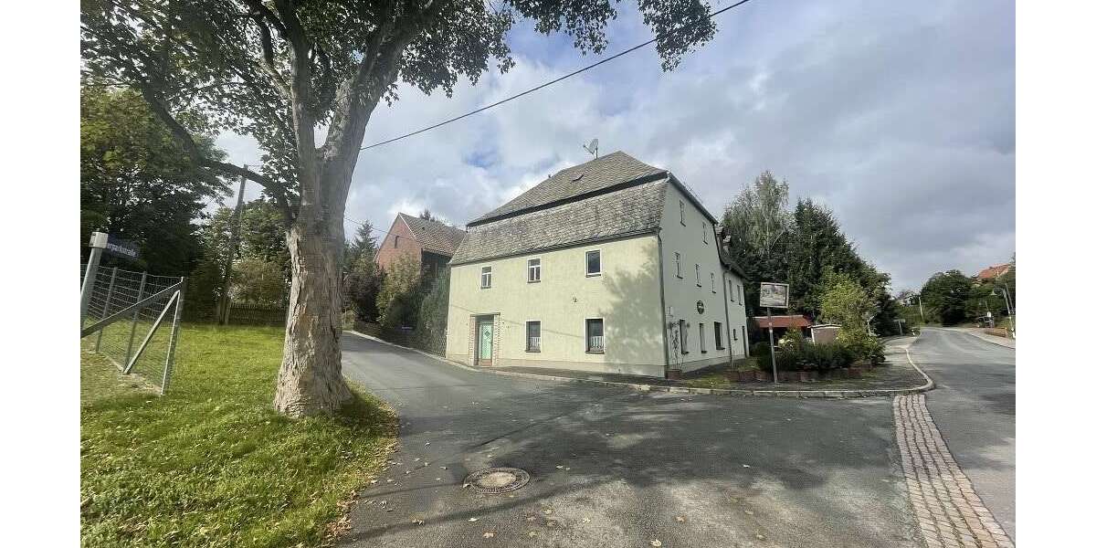 Einfamilienhaus Hirschfeld - 12 Zimmer, 181 m&sup2;, 360.000&euro; | Angebot:18798619