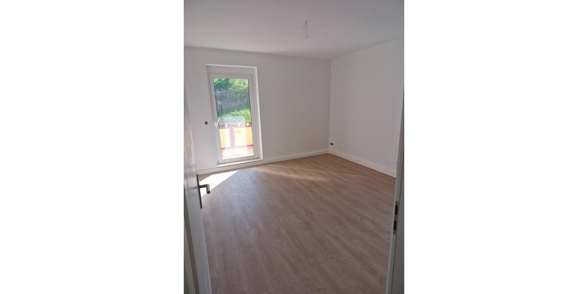 Etagenwohnung Greiz - 3 Zimmer, 70 m&sup2;, 480&euro; | Angebot:22709880