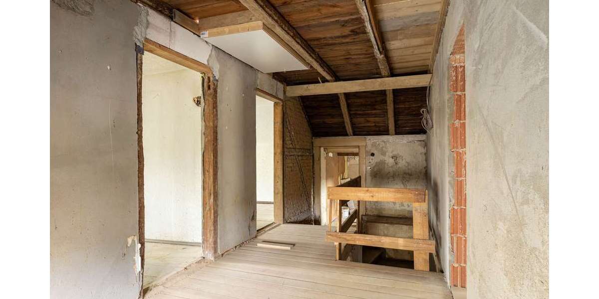 Einfamilienhaus Auerbach/Vogtland Vogtland - 7 Zimmer, 170 m&sup2;, 67.000&euro; | Angebot:27097617