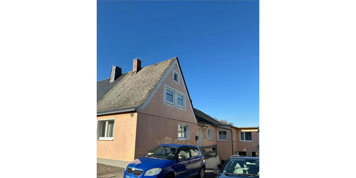 Doppelhaushälfte Hof Neuhof - 8 Zimmer, 160 m&sup2;, 110.000&euro; | Angebot:26649627