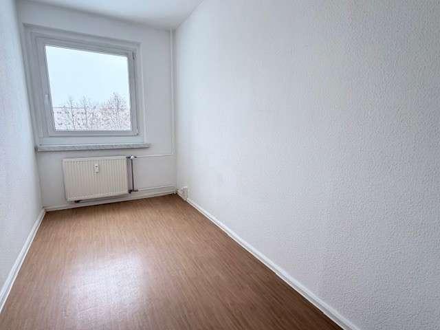 Etagenwohnung Plauen Alt Chrieschwitz - 3 Zimmer, 56 m&sup2;, 282&euro; | Angebot:24849883