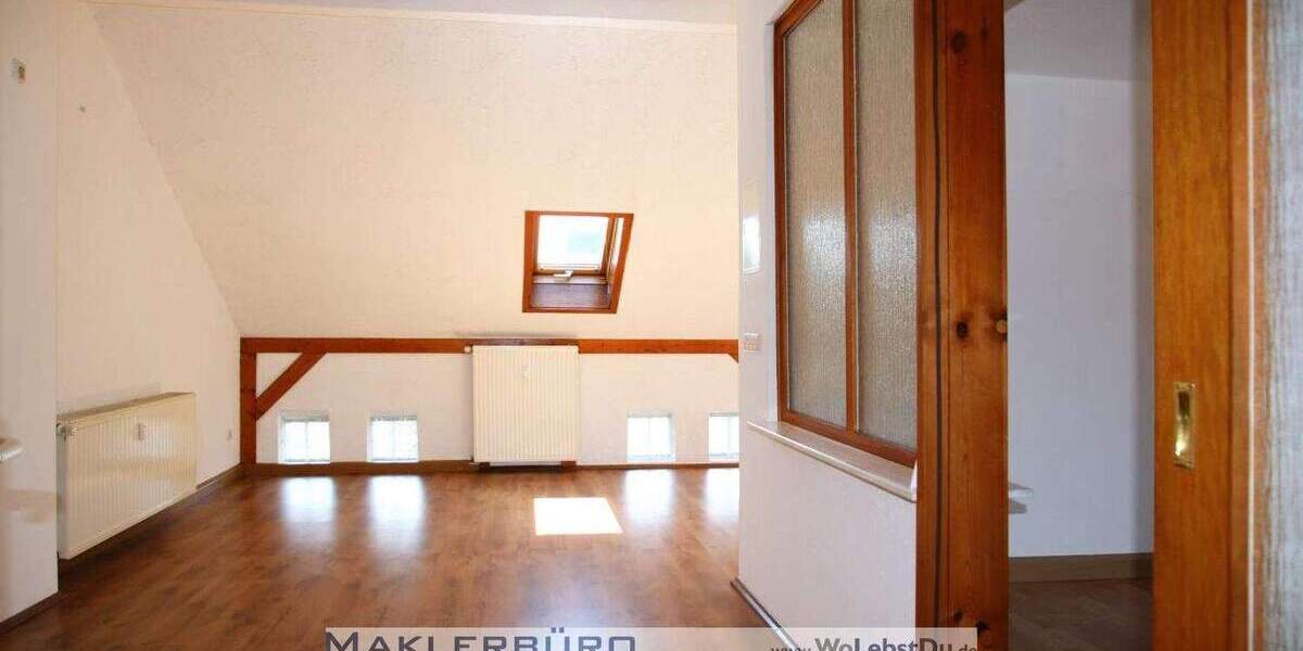 Etagenwohnung Greiz Irchwitz - 2 Zimmer, 60 m&sup2;, 300&euro; | Angebot:25665939