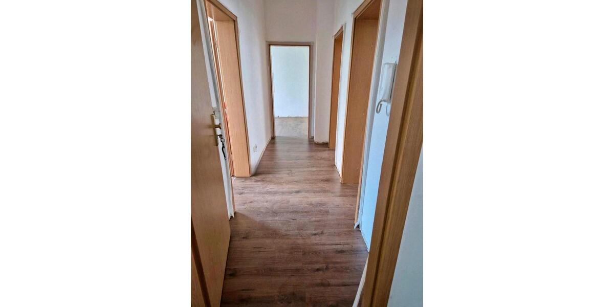 Erdgeschoßwohnung Plauen Bahnhofsvorstadt - 2 Zimmer, 58 m&sup2;, 34.500&euro; | Angebot:24877121