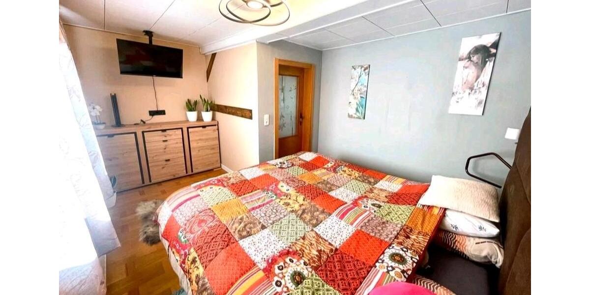 Doppelhaushälfte Rodewisch - 3 Zimmer, 96 m&sup2;, 115.000&euro; | Angebot:26463686