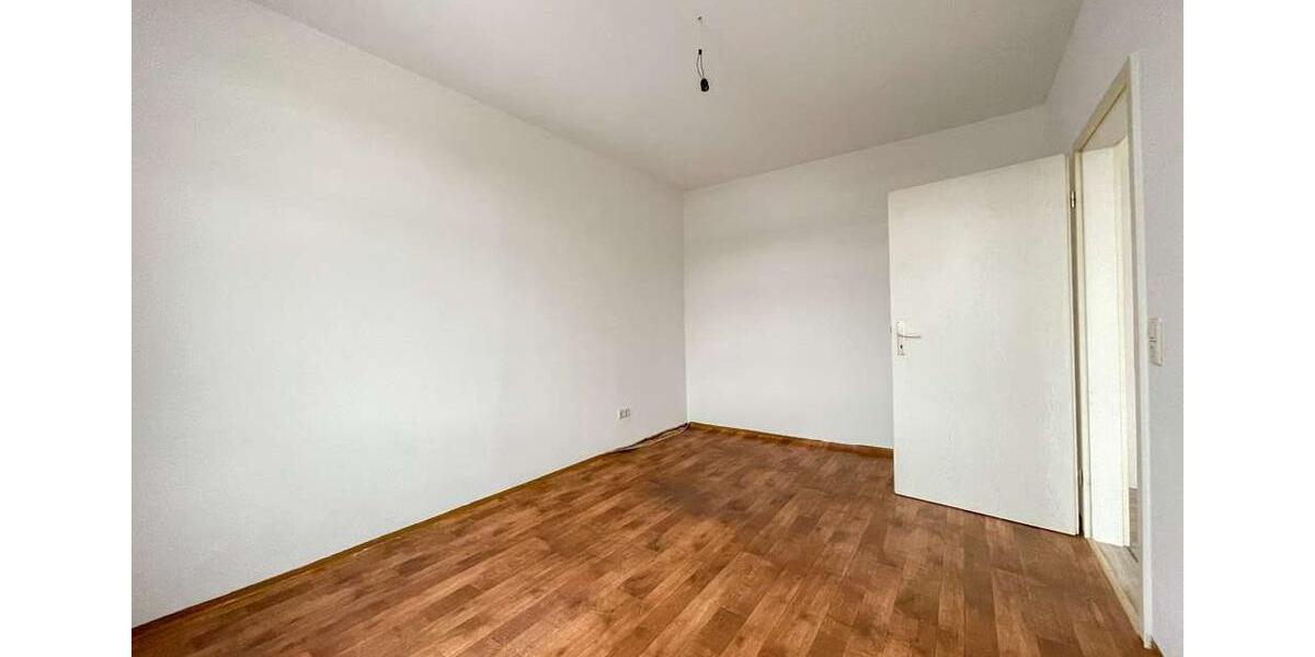 Etagenwohnung Klingenthal - 2 Zimmer, 75 m&sup2;, 350&euro; | Angebot:25178415