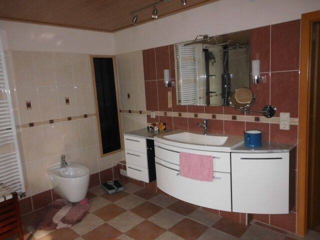Einfamilienhaus Klingenthal Brunndöbra - 7 Zimmer, 135 m&sup2;, 99.000&euro; | Angebot:26391848