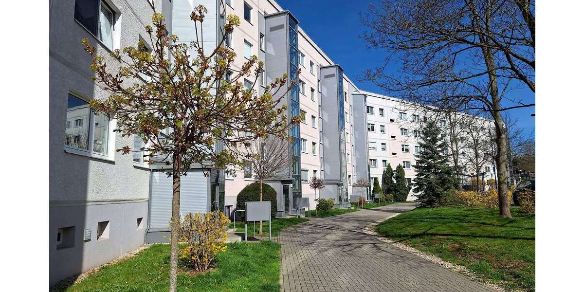 Etagenwohnung Reichenbach - 3 Zimmer, 70 m&sup2;, 378&euro; | Angebot:24217465