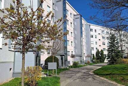 Wohnung Reichenbach - 3 Zimmer, 70 m&sup2;, 378&euro; | Angebot:24217465