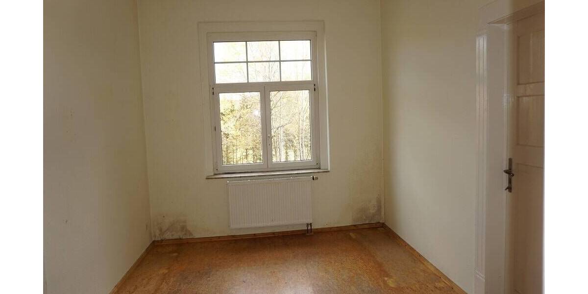 Mehrfamilienhaus, Wohnhaus Adorf - 8 Zimmer, 200 m&sup2;, 121.000&euro; | Angebot:25997740