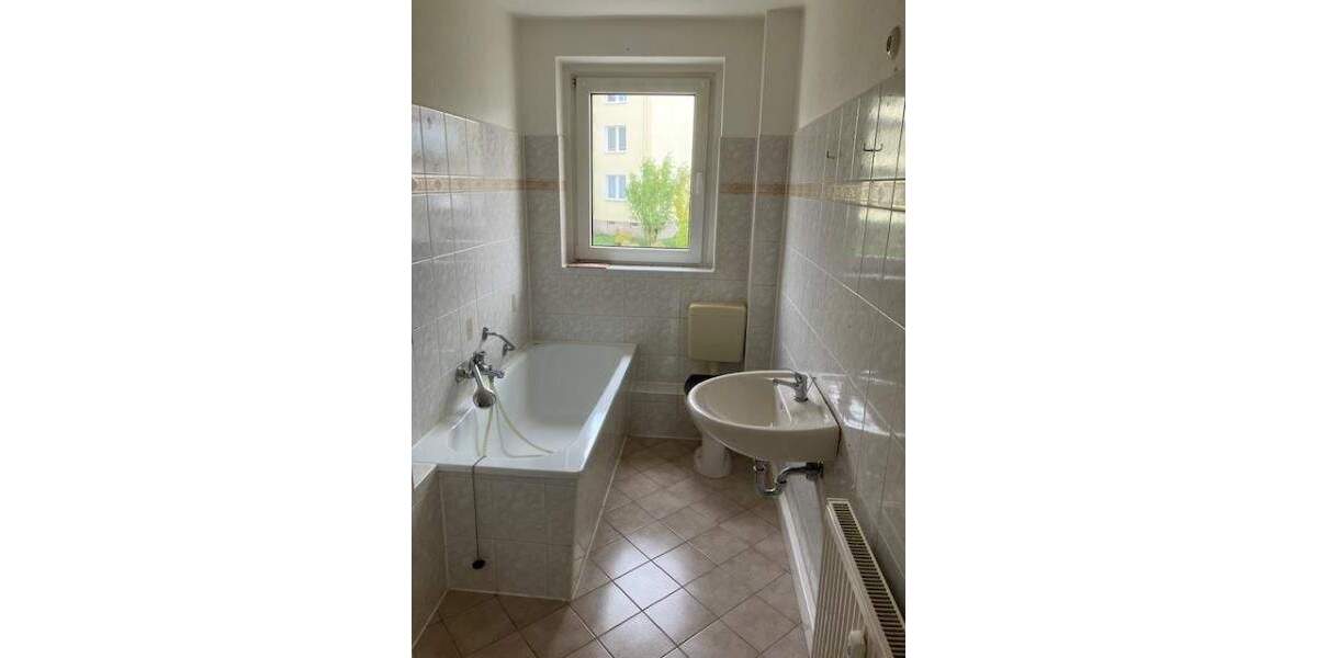 Etagenwohnung RC OT Mylau Mylau - 3 Zimmer, 61 m&sup2;, 390&euro; | Angebot:25662886