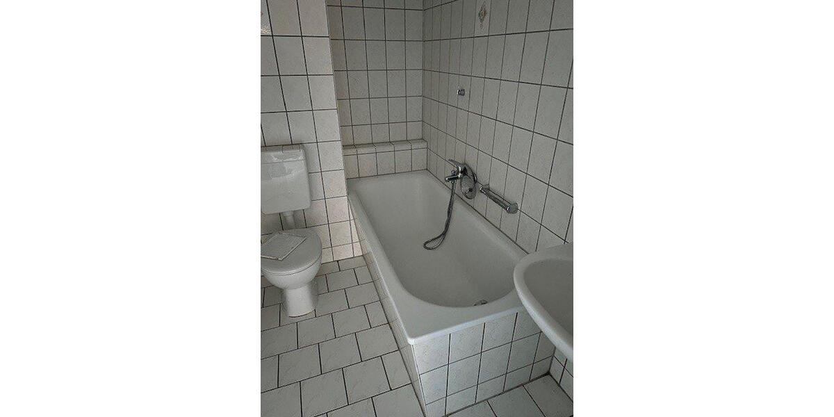 Etagenwohnung Plauen - 2 Zimmer, 54 m&sup2;, 250&euro; | Angebot:26669943