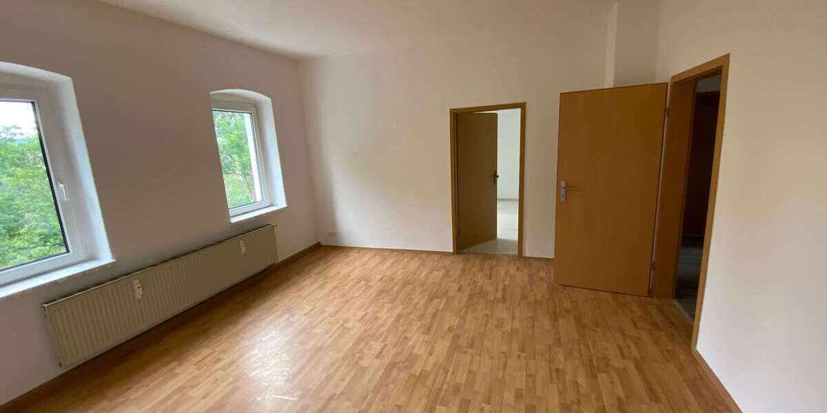 Etagenwohnung Reichenbach im Vogtland Mylau - 3 Zimmer, 75 m&sup2;, 314&euro; | Angebot:16554334