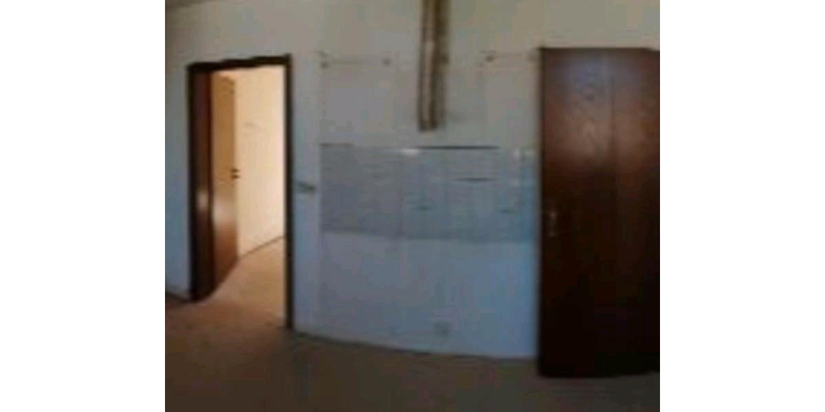 Etagenwohnung Treuen - 3 Zimmer, 83 m&sup2;, 32.500&euro; | Angebot:23229537