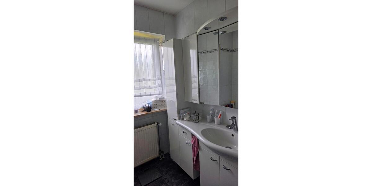 Etagenwohnung Döhlau - 3 Zimmer, 87 m&sup2;, 198.000&euro; | Angebot:24817061