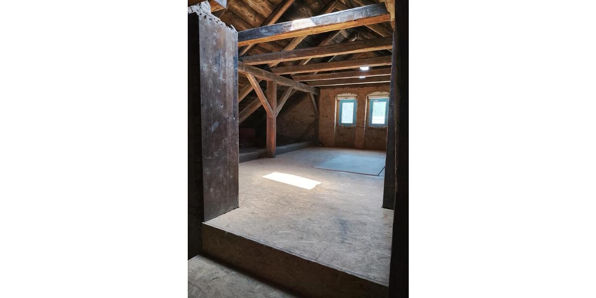 Einfamilienhaus Treuen - 6 Zimmer, 160 m&sup2;, 170.000&euro; | Angebot:26973347