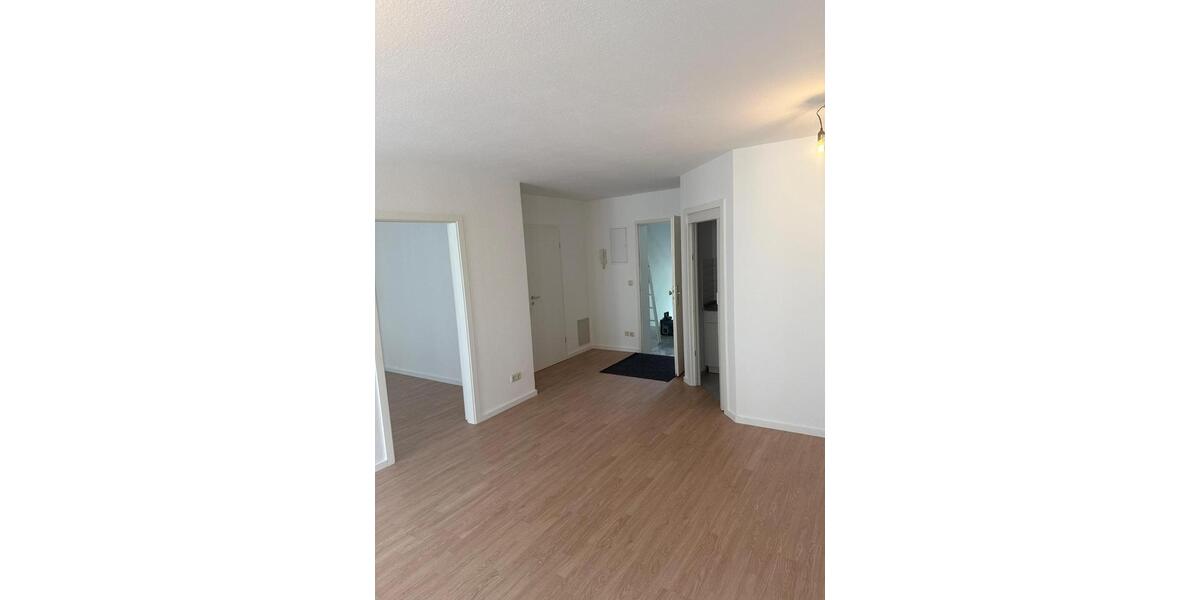 Etagenwohnung Plauen - 2 Zimmer, 45 m&sup2;, 475&euro; | Angebot:23132637