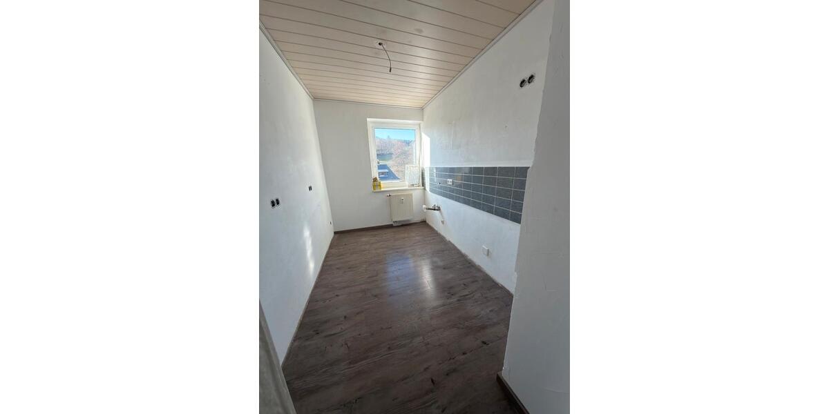 Etagenwohnung Markneukirchen - 3 Zimmer, 57 m&sup2;, 290&euro; | Angebot:25999926