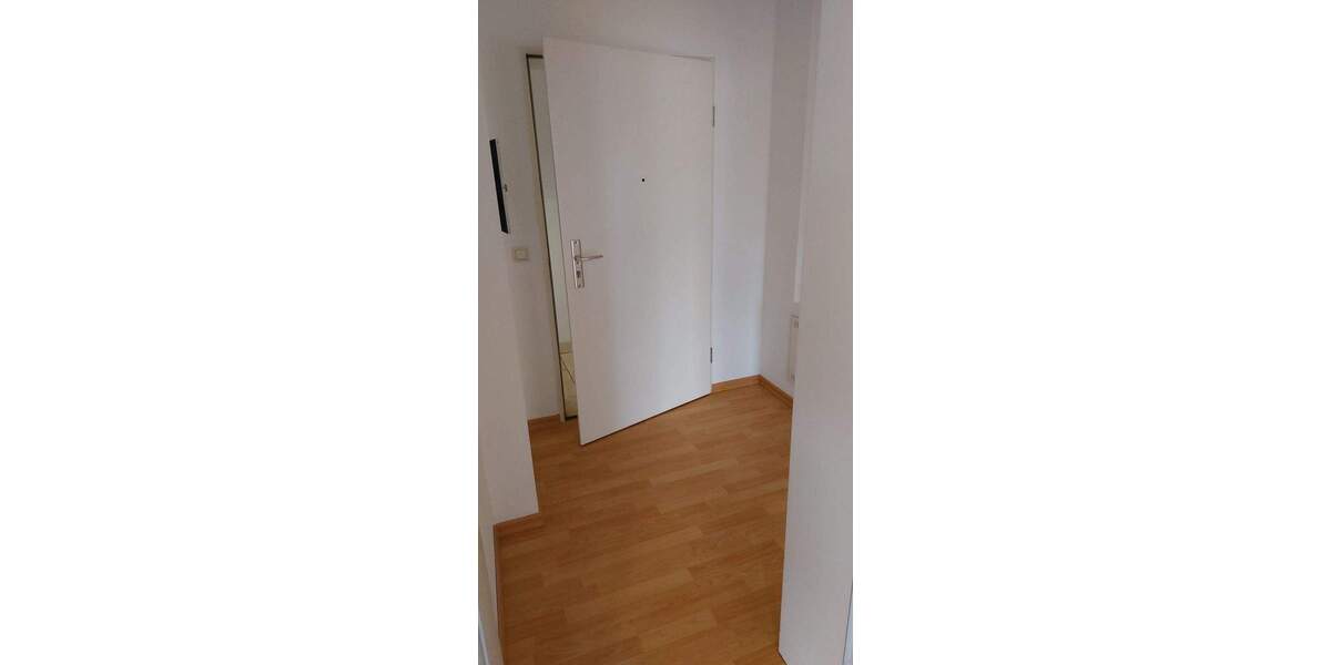 Etagenwohnung Plauen Westend - 2 Zimmer, 50 m&sup2;, 326&euro; | Angebot:25747159