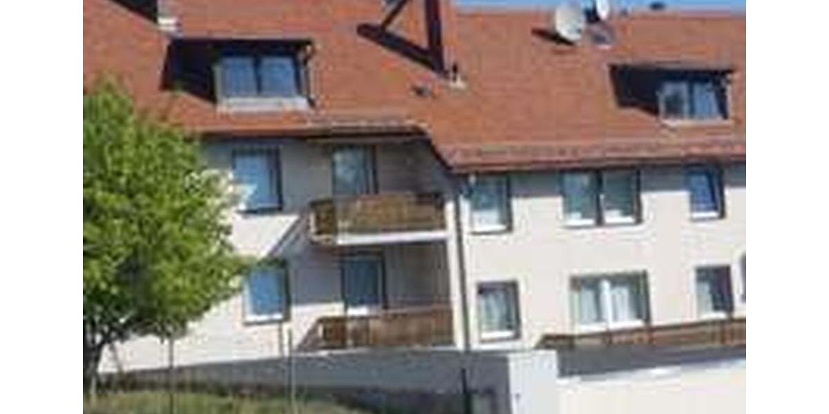 Dachgeschoßwohnung Hof Christiansreuth - 5 Zimmer, 110 m&sup2;, 800&euro; | Angebot:25652537