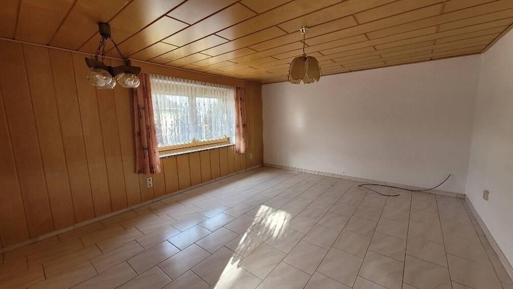 Einfamilienhaus Zobes Zobes - 6 Zimmer, 100 m&sup2;, 150.000&euro; | Angebot:25997736