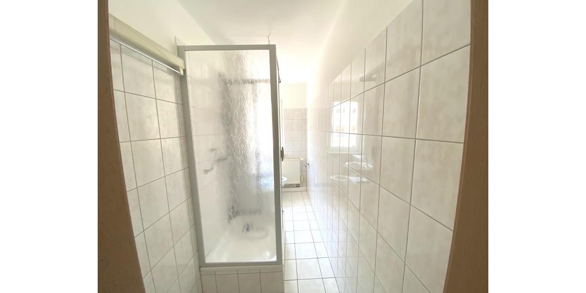 Etagenwohnung Plauen - 2 Zimmer, 48 m&sup2;, 280&euro; | Angebot:25080856