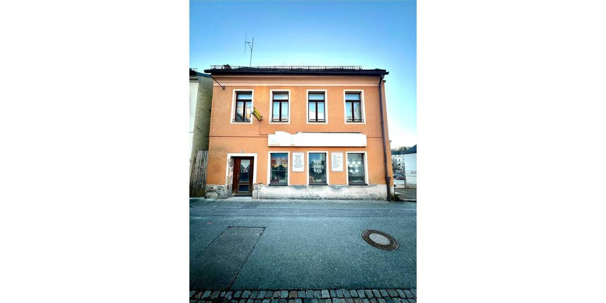 Mehrfamilienhaus, Wohnhaus Auerbach - 8 Zimmer, 160 m&sup2;, 69.000&euro; | Angebot:25746718