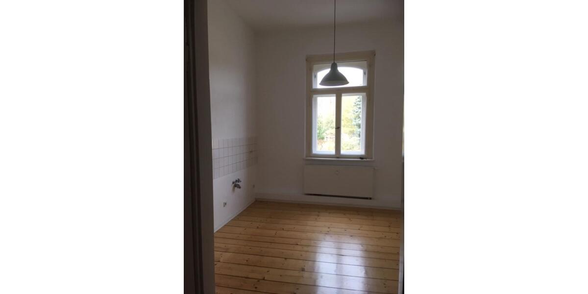 Etagenwohnung Reichenbach im Vogtland - 3 Zimmer, 95 m&sup2;, 525&euro; | Angebot:23816521