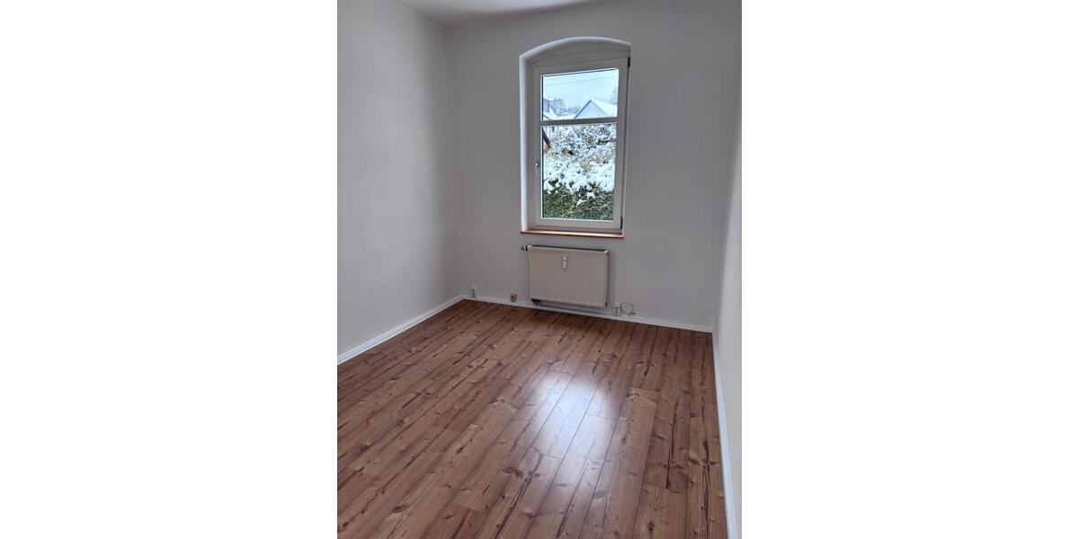 Erdgeschoßwohnung Klingenthal - 2 Zimmer, 53 m&sup2;, 285&euro; | Angebot:24682190