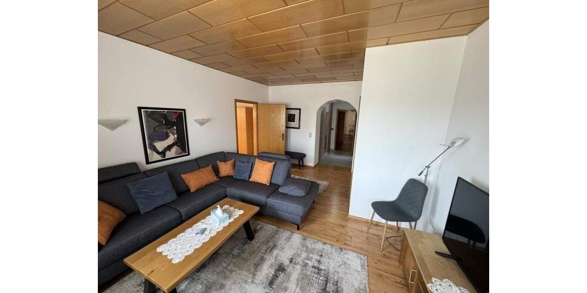 Einfamilienhaus Adorf - 8 Zimmer, 385.000&euro; | Angebot:25776513